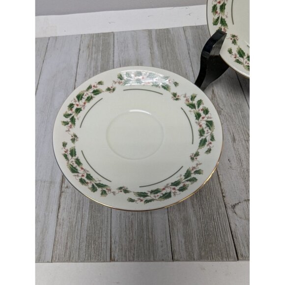 Porcelain Saucer Plates Set 5 "A Season Of Wonder" Christmas Holly Design - Picture 4 of 6
